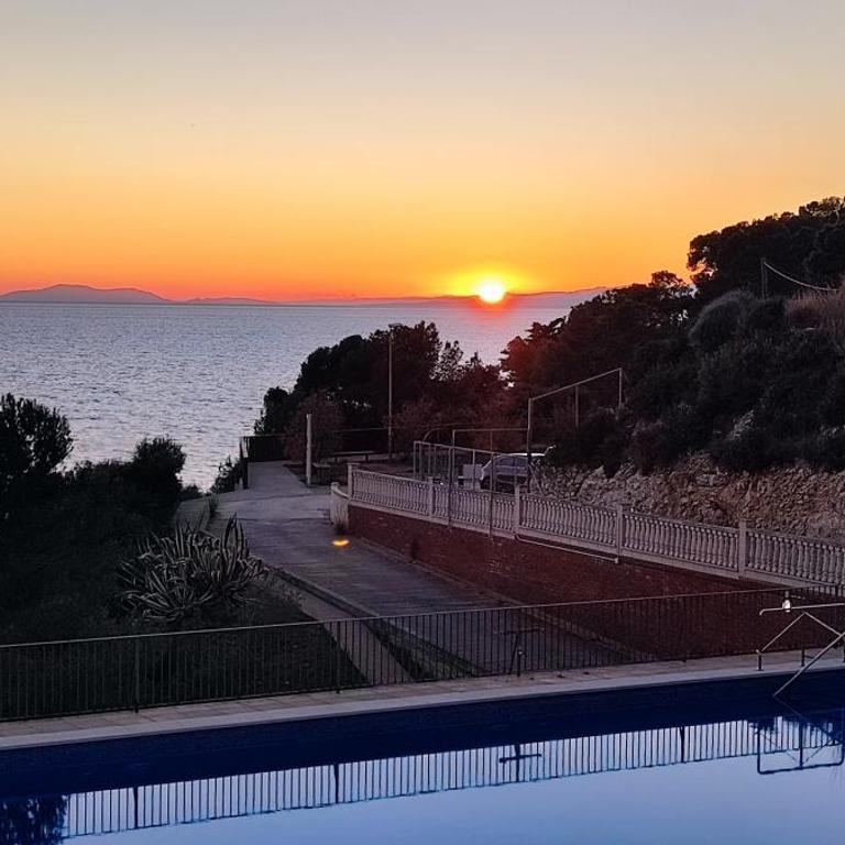 Apartamento con vistas al mar - Two-Bedroom Apartment - 70