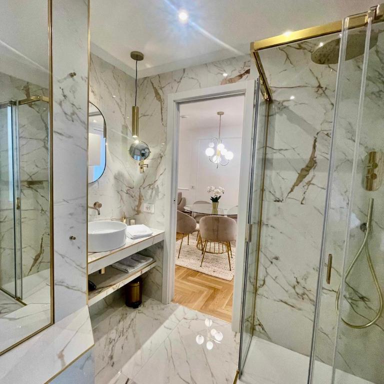 Bellagio Luxury Suites Apartments - Suite Queen - 9