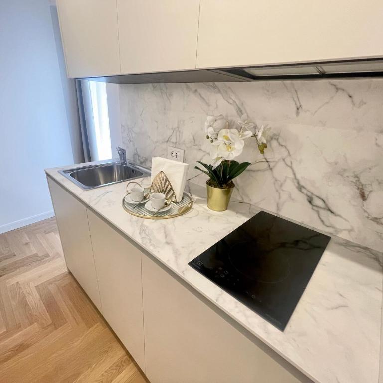 Bellagio Luxury Suites Apartments - Suite King - 13