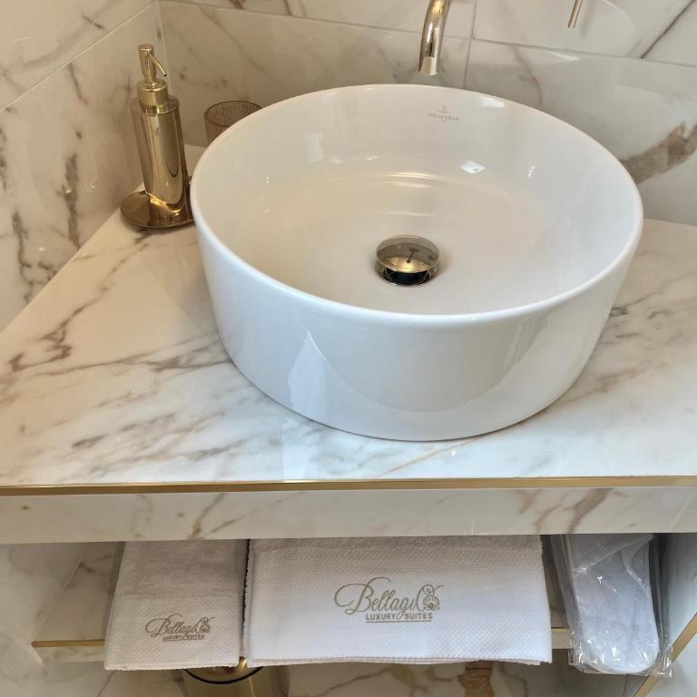 Bellagio Luxury Suites Apartments - Suite King - 12
