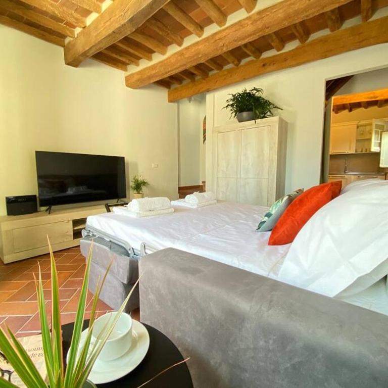Viaggiare Smart [Wi-fi, TV HD, Spazio di lavoro, Parcheggio gratuito nella struttura,] - Casa con 2 Camere da Letto - 24