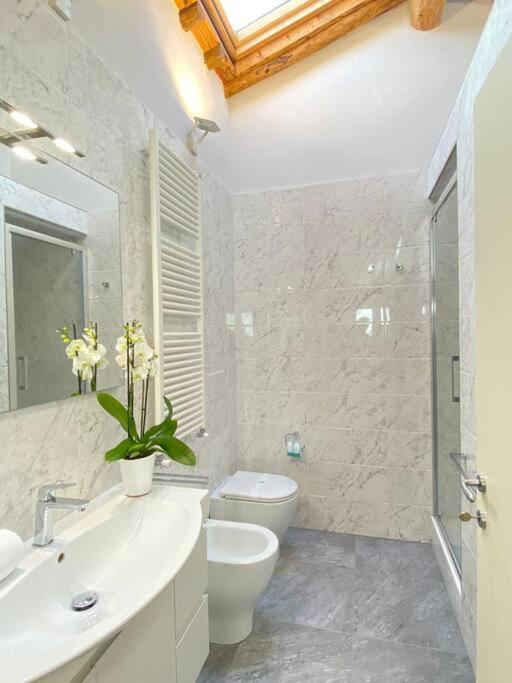 Viaggiare Smart [Wi-fi, TV HD, Spazio di lavoro, Parcheggio gratuito nella struttura,] - Casa con 2 Camere da Letto - 9