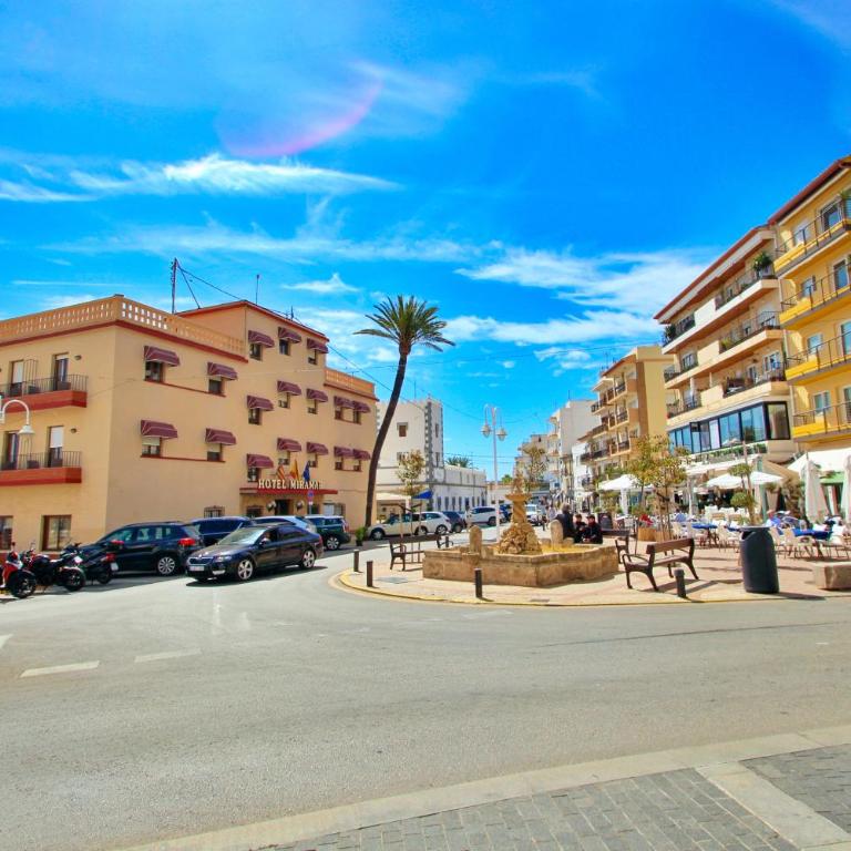 Aduport - holiday apartment close to beach in Javea - Apartamento de 3 dormitorios - 1