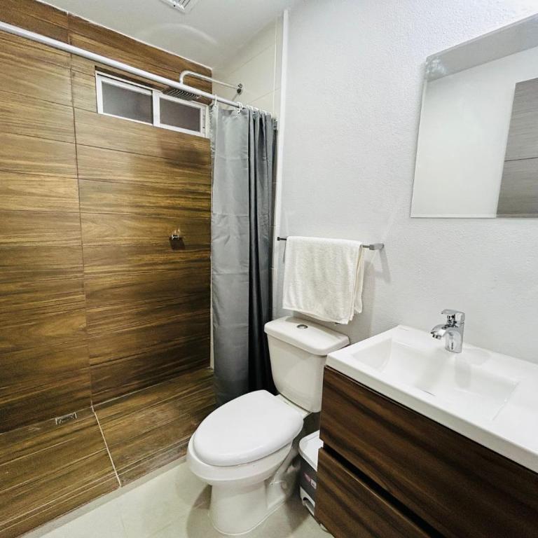 alberca tipo playa,10 min de la playa by G P S rentas - Two-Bedroom Apartment - 14