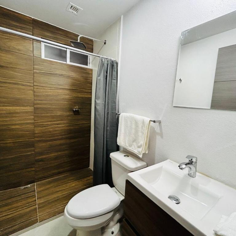 alberca tipo playa,10 min de la playa by G P S rentas - Two-Bedroom Apartment - 17