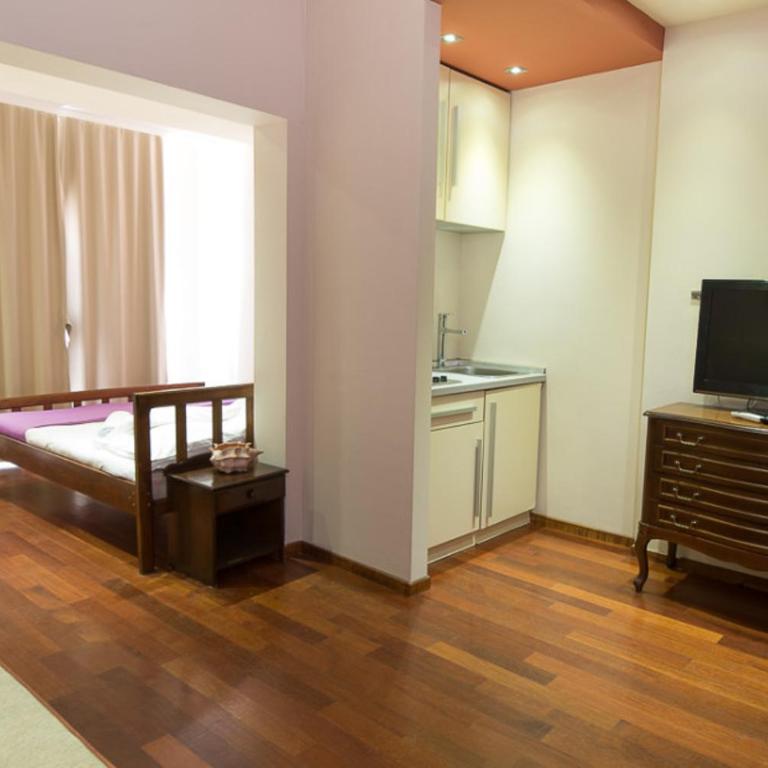 Vila Centar - Standardni Trokrevetni Studio - 4