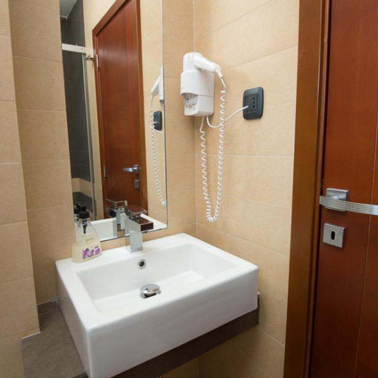 Vila Centar - Standardni Trokrevetni Studio - 16