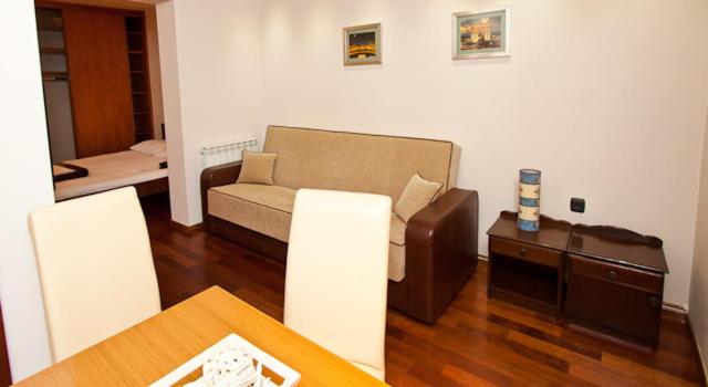 Vila Centar - Superior Porodična Soba - 26
