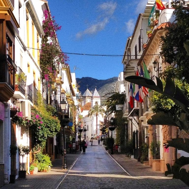 Beachside Puerto Banus Stunning Apartment 312 - Apartamento - 58