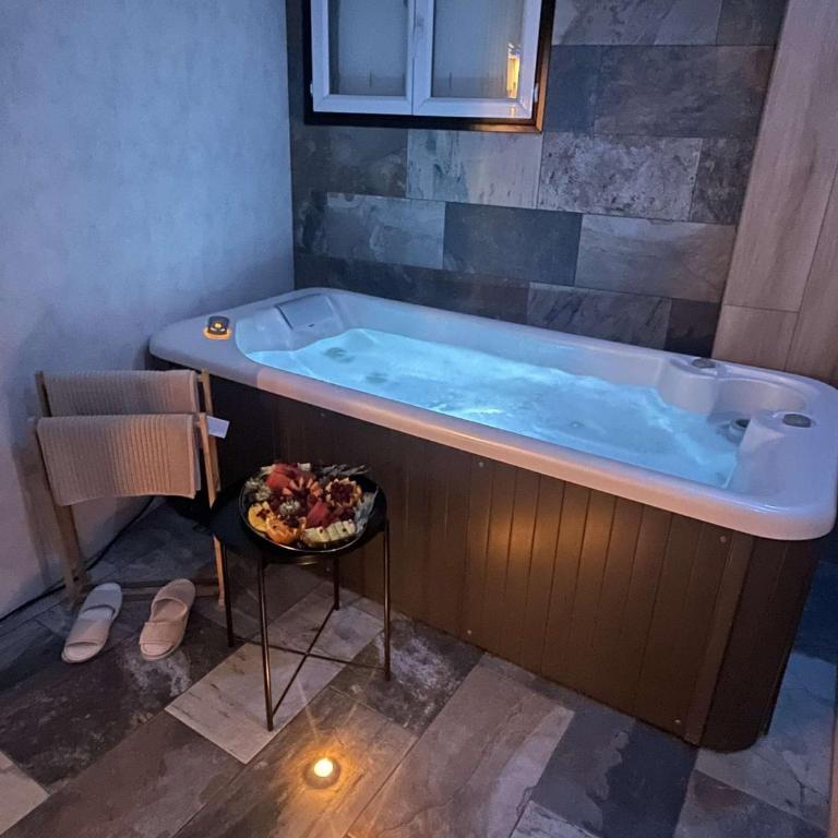 Appartement La Splenzia SPA Jacuzzi wifi clim - One-Bedroom Apartment - 1