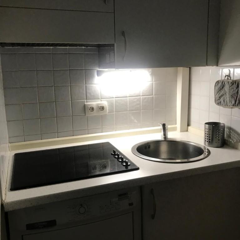 Appartamento in centro a Mentone vicino alla spiaggia Parcheggio privato INCLUSO! - Appartement 1 Chambre - 8