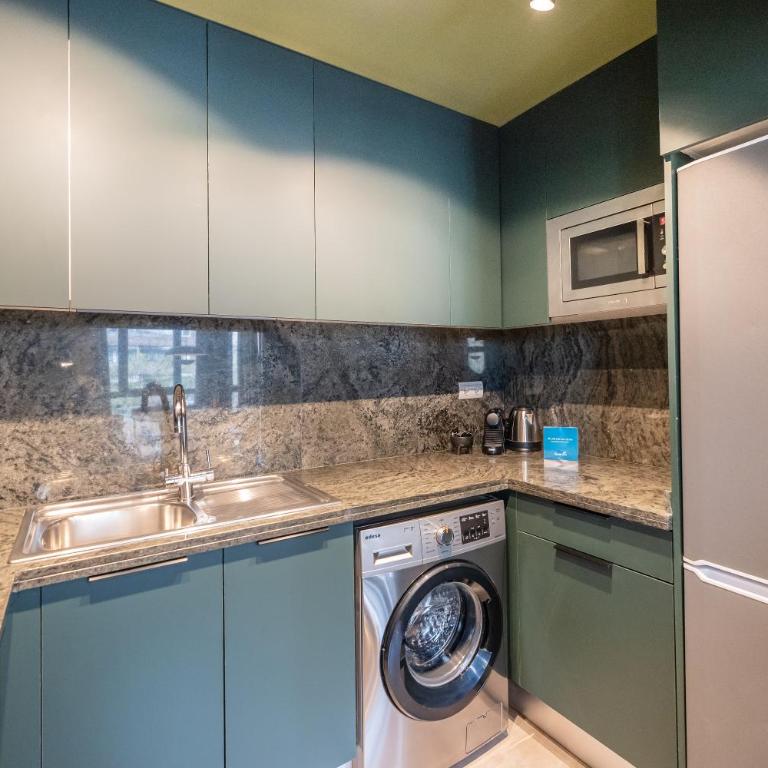 Sweett - Casa Roma - Three-Bedroom Apartment - 3