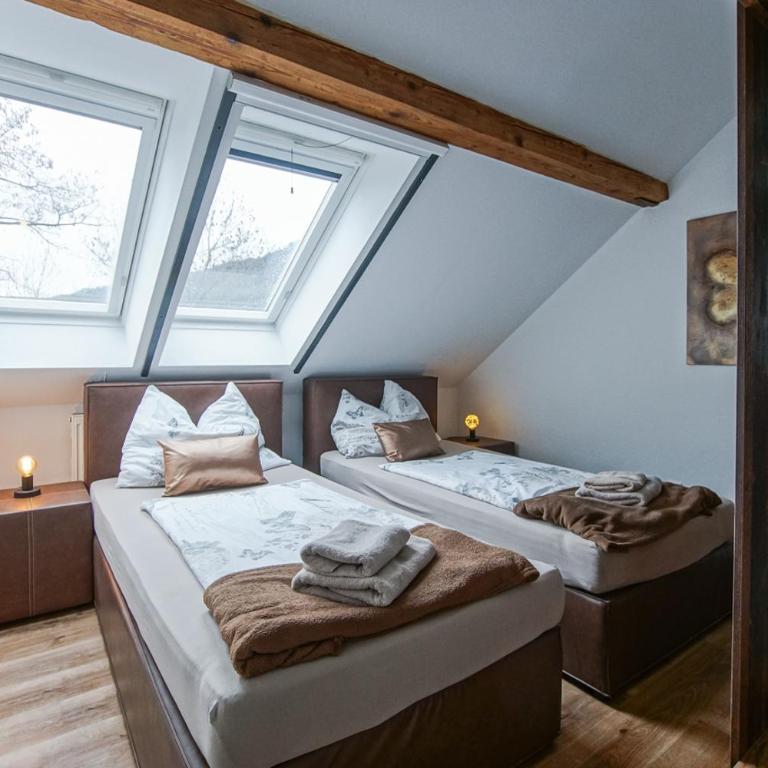 AusZeit Steiraland 6 mit überdachter Terasse schönen Garten und kostenlosen Parkplatz - Appartamento con 2 Camere da Letto - 28