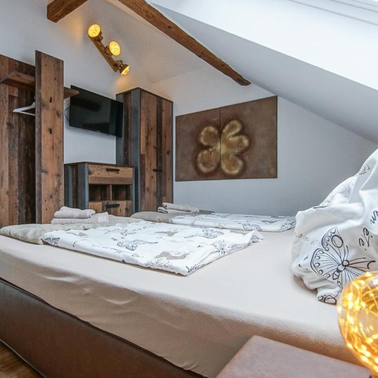 AusZeit Steiraland 6 mit überdachter Terasse schönen Garten und kostenlosen Parkplatz - Appartamento con 2 Camere da Letto - 23