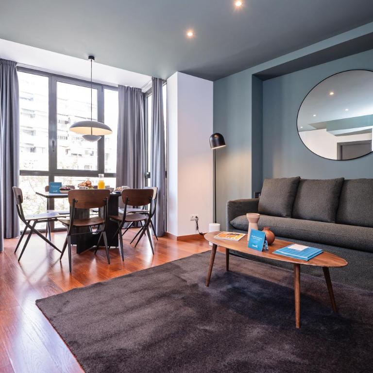 Sweett - Casa Roma - Three-Bedroom Apartment - 5
