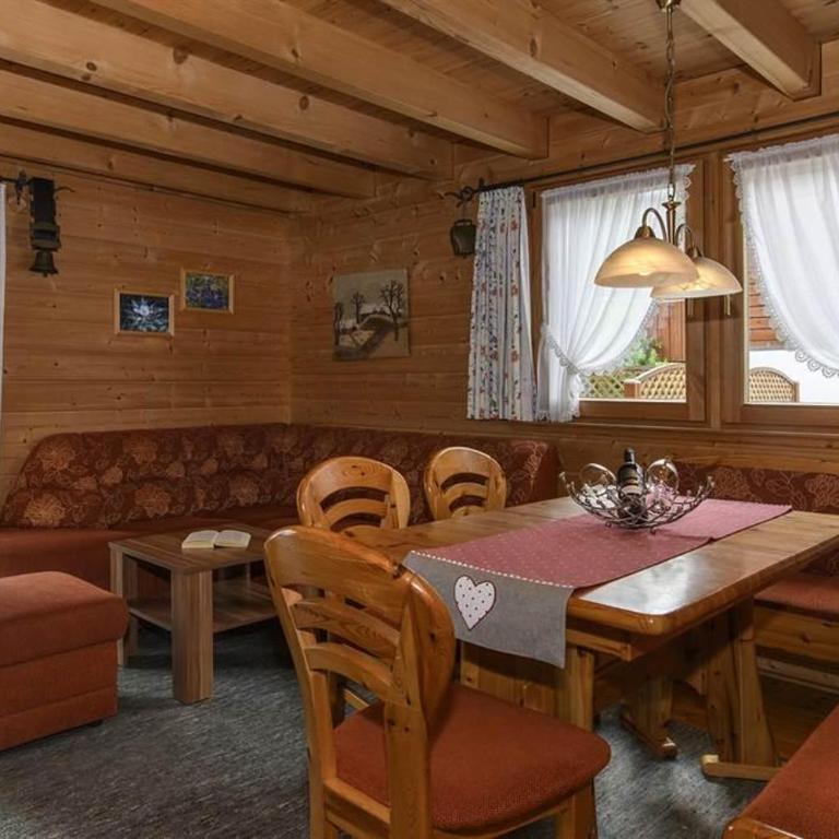 Haus Monika Silvrettablick - Apartment mit 2 Schlafzimmern und Badezimmer - 16