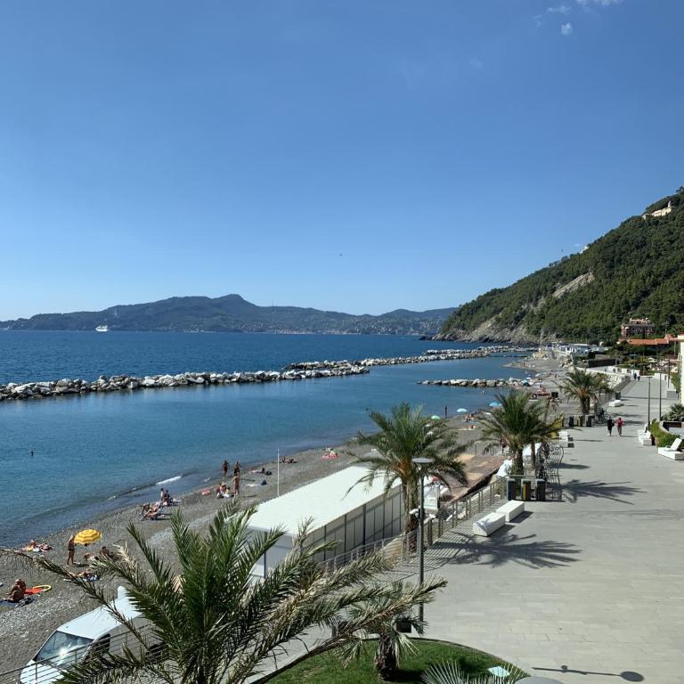 Gli Scogli Luxury Residence Hotel - Appartement - Vue sur Mer - 10