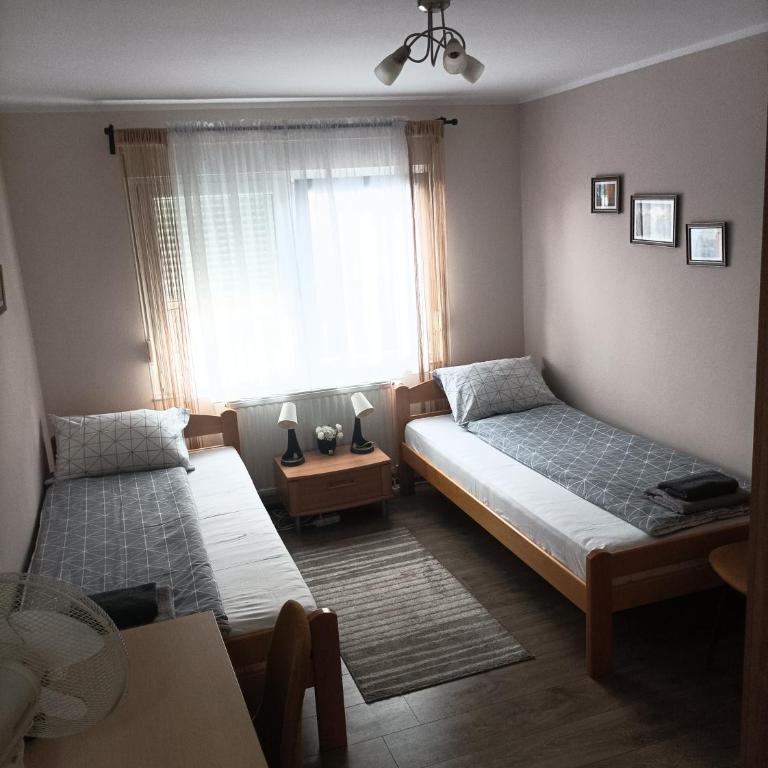 ARIANA apartman - Three-Bedroom Apartment - 18