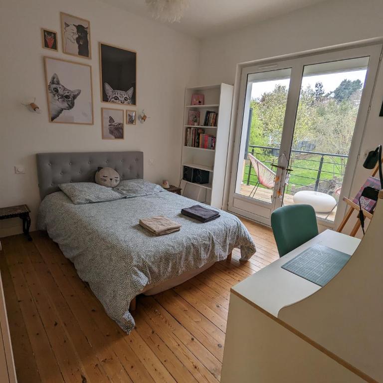 Anne et Stan - Chambres avec petit dejeuner - proche centre ville et circuit - Chambre Double avec Balcon - 2