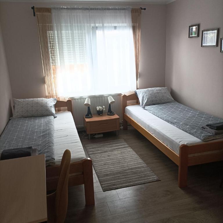 ARIANA apartman - Three-Bedroom Apartment - 17