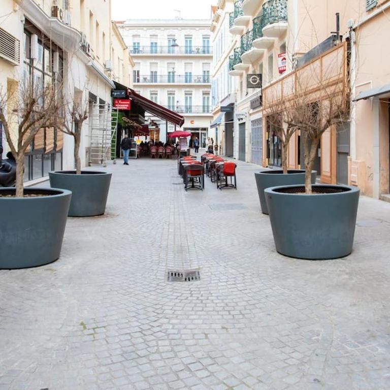 C16 -Staywiz us - 2 BDR Rue Antibes 4 min Palais Festivals - AC & Terrace - Apartamento de 2 dormitorios - 32