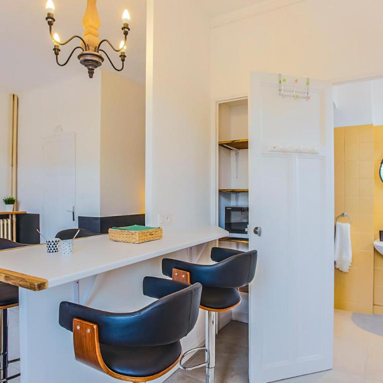 #3 Toulon CENTRE, BALCON, LUMINEUX, STATIONNEMENT FACILE, TOUT CONFORT - Monolocale con Balcone - 15