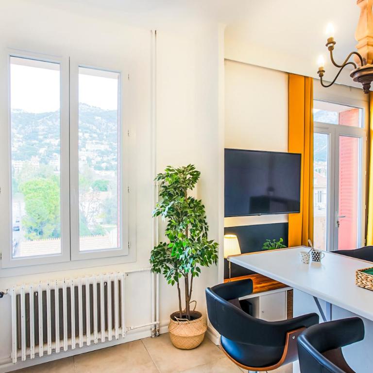 #3 Toulon CENTRE, BALCON, LUMINEUX, STATIONNEMENT FACILE, TOUT CONFORT - Monolocale con Balcone - 11