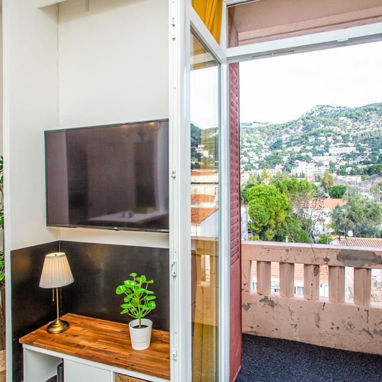 #3 Toulon CENTRE, BALCON, LUMINEUX, STATIONNEMENT FACILE, TOUT CONFORT - Monolocale con Balcone - 12