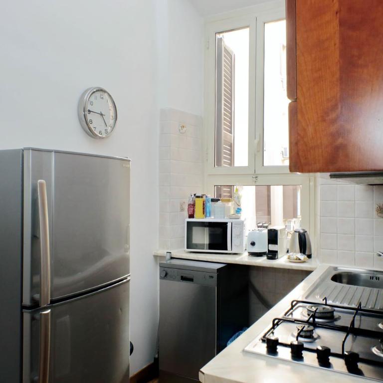 Vatican Spacious Modì Apartment - Three-Bedroom Apartment - 38
