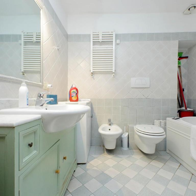 Vatican Spacious Modì Apartment - Three-Bedroom Apartment - 34