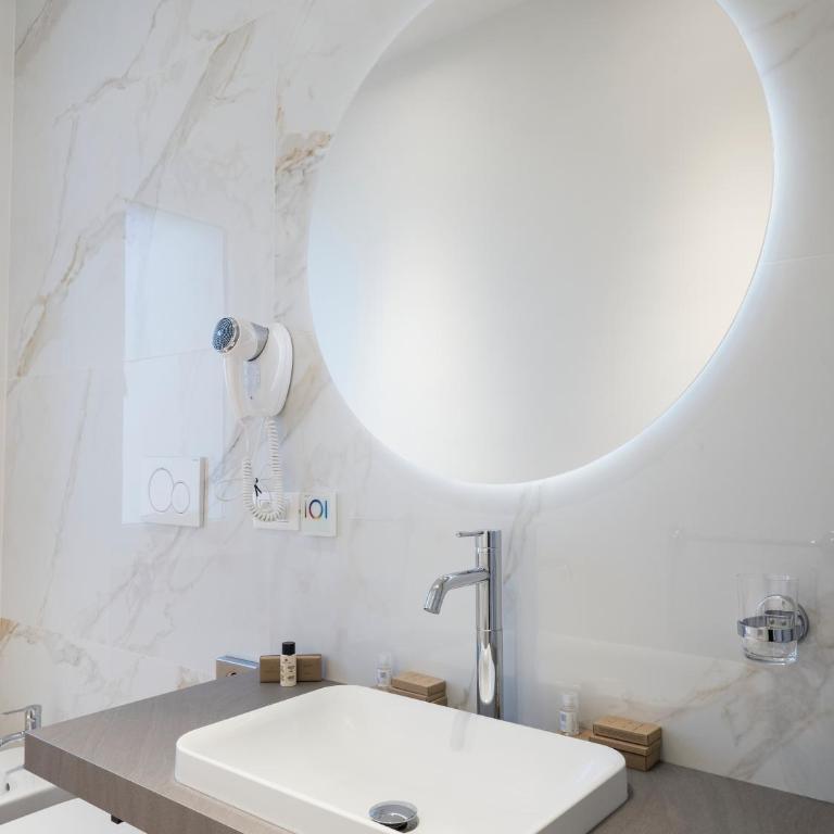 Savoia Rooms Roma - Chambre Lit Queen-Size - Vue sur Jardin - 2