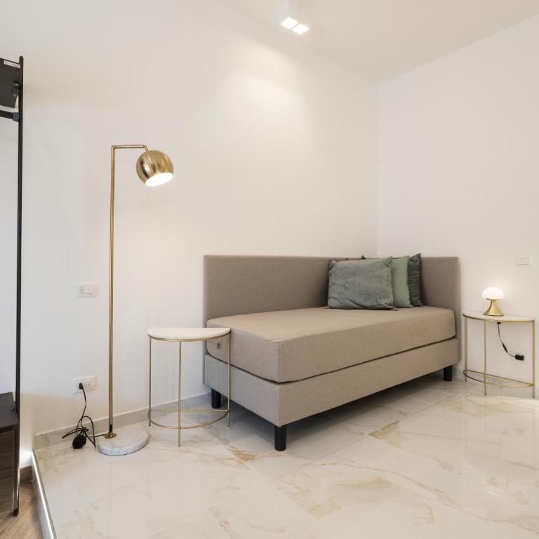 Savoia Rooms Roma - Chambre Triple avec Balcon - 4