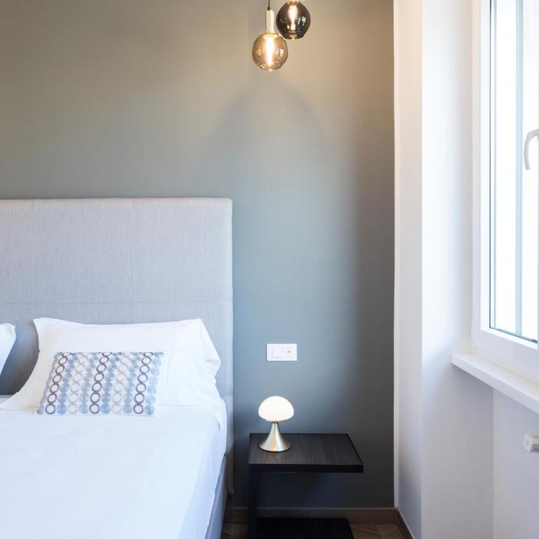 Savoia Rooms Roma - Chambre Lit Queen-Size - Vue sur Jardin - 6