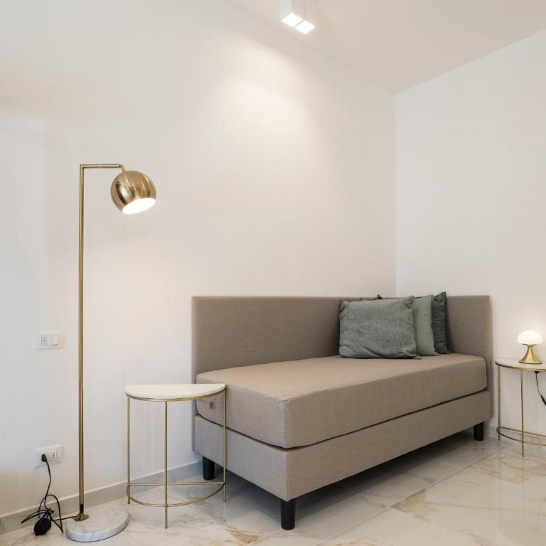 Savoia Rooms Roma - Chambre Triple avec Balcon - 11