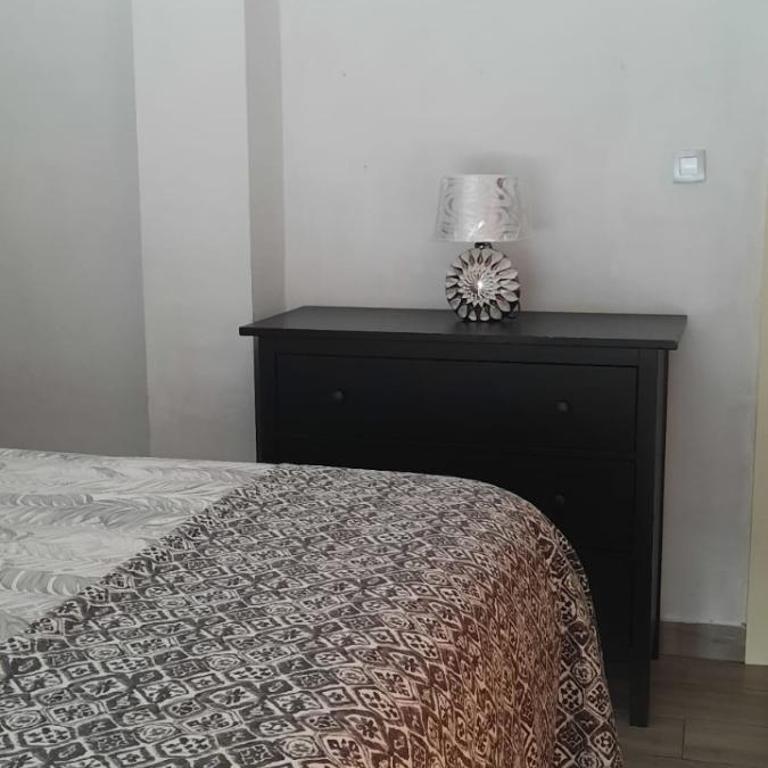Confort & Familiar Tarragona - Habitación Doble Deluxe - 3