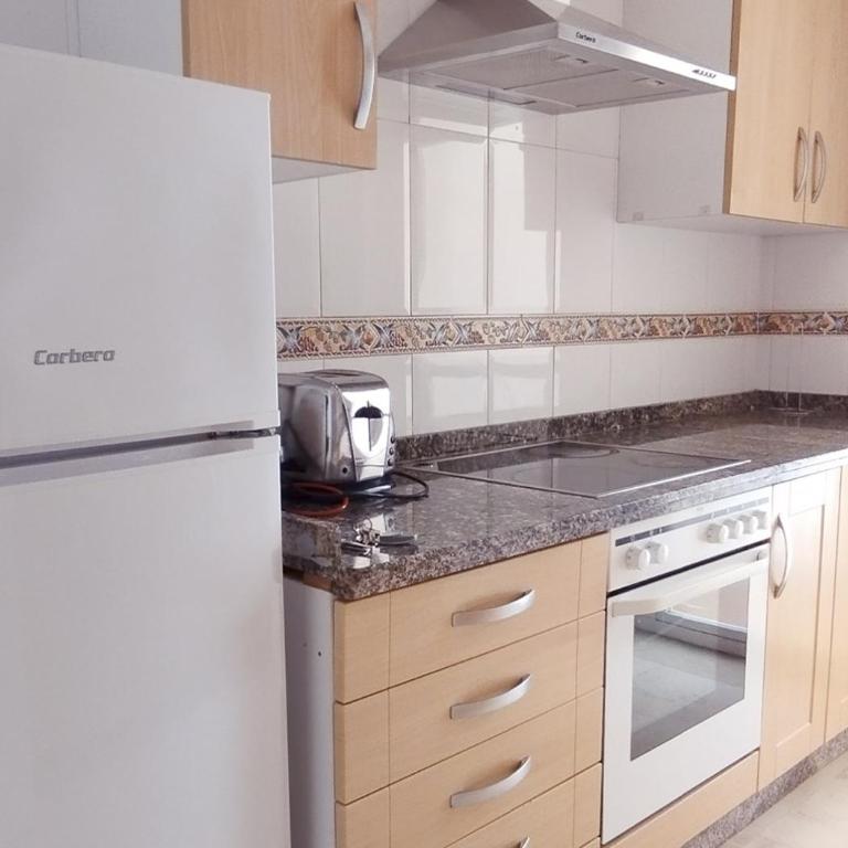Apartamento primera línea Estepona by ISA Hoteles - Apartamento de 3 dormitorios - 1