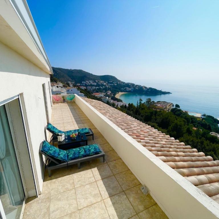 HOUSE OF PARADISE ROSES - Villa - 36