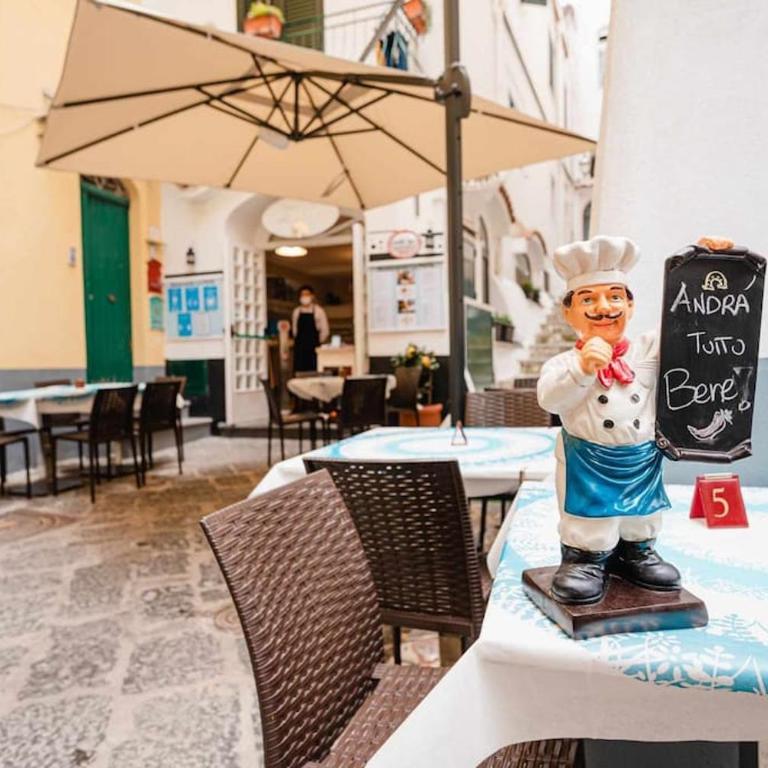 White Amalfi - Centro Storico by ItalianHost - Appartamento con 2 Camere da Letto - 2