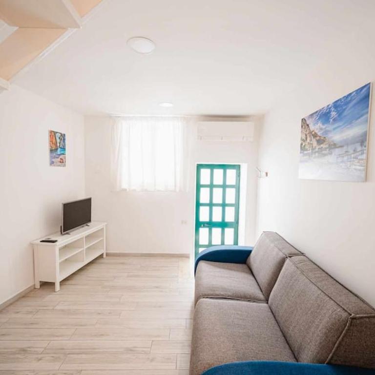 White Amalfi - Centro Storico by ItalianHost - Appartamento con 2 Camere da Letto - 8