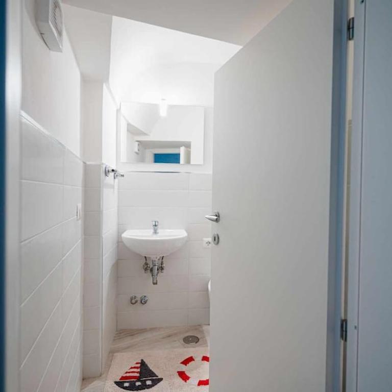 White Amalfi - Centro Storico by ItalianHost - Appartamento con 2 Camere da Letto - 15