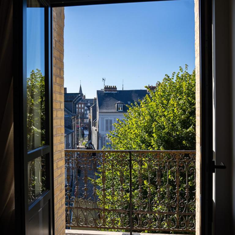 L'INVITATION AU VOYAGE - Hôtel & Spa - Chambre Deluxe - 8