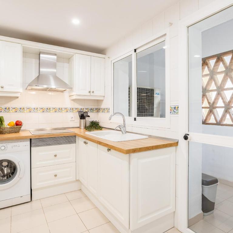 OleHolidays Bahia Marbella Vista Hermosa - Two-Bedroom Apartment - 11