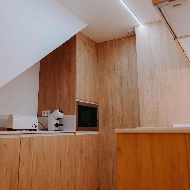 Apartamentos Santa Isabel - Estudio con cama grande adaptado para personas con movilidad reducida - 11