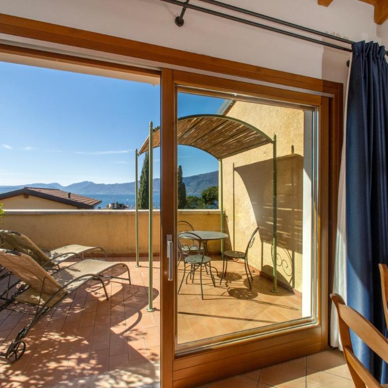 Residence Ca Del Lago - Superior Studio with Lake View - 5