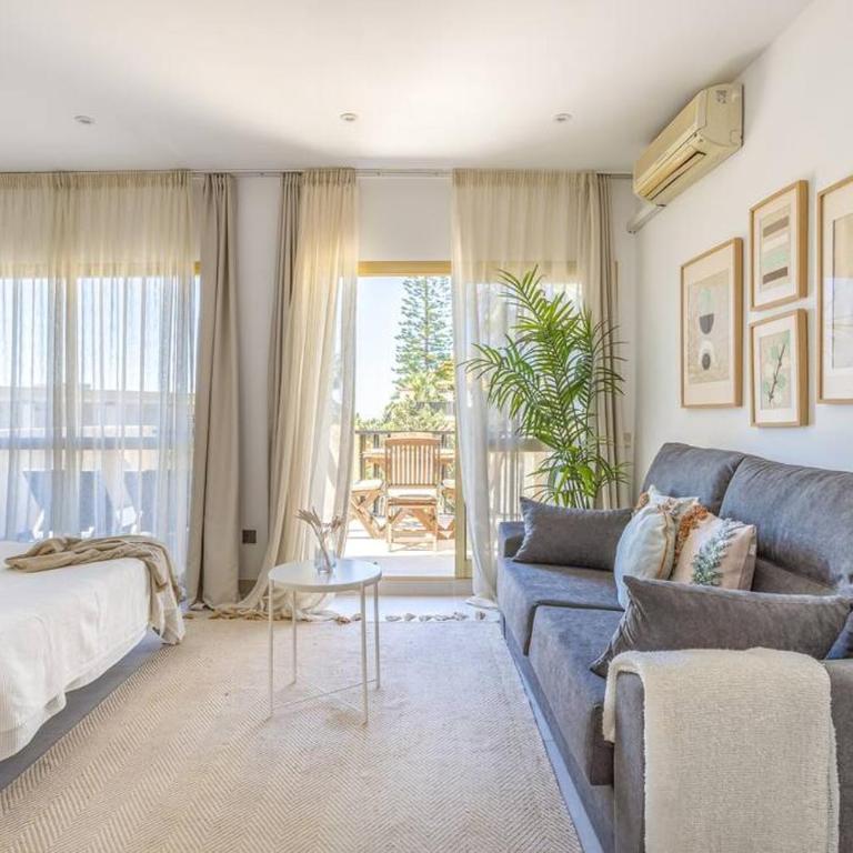OleHolidays 726 Romana Playa junto al mar - Apartamento de 1 dormitorio - 2