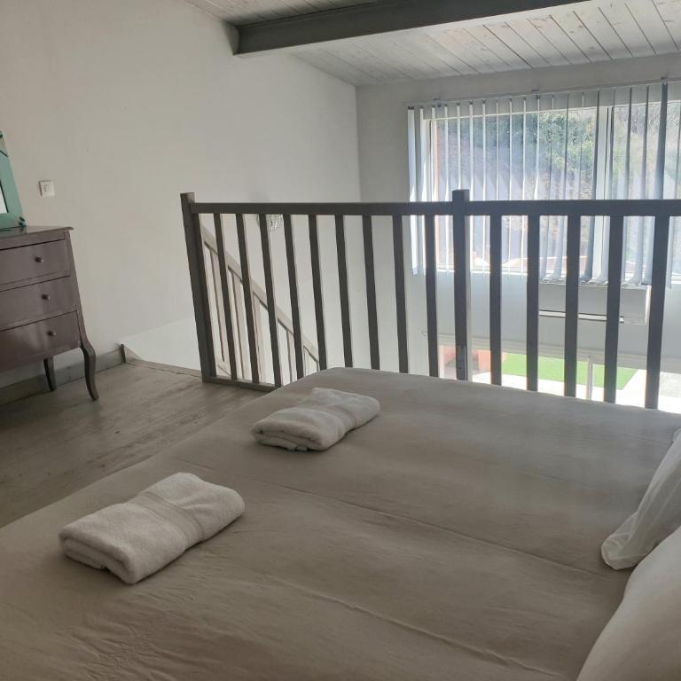 La Villa Michèle, domaine sur les hauteurs de Pézenas - Maison 3 Chambres - 23