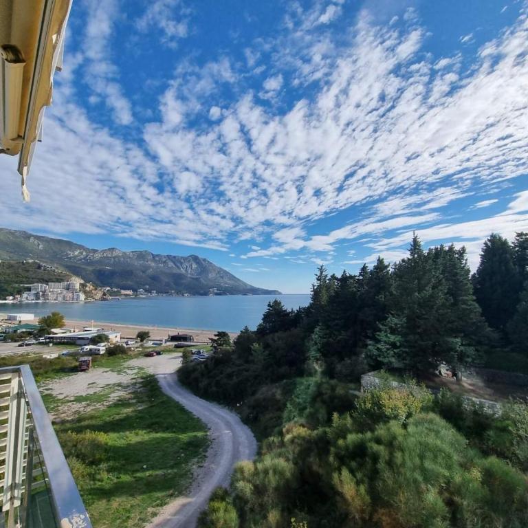 Bečiči -Big apartments - Two-Bedroom Apartment - 4