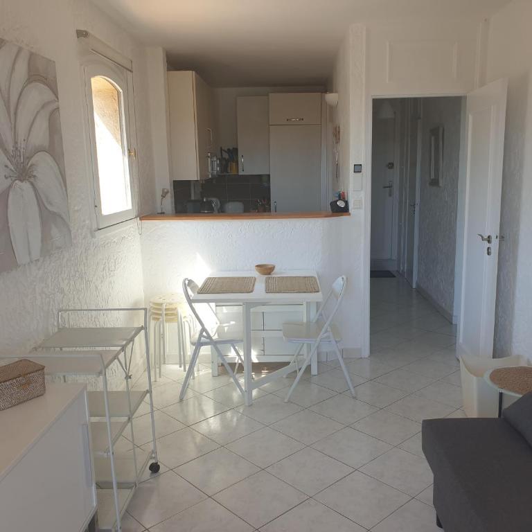 3 pièces face mer et St-Tropez - Two-Bedroom Apartment - 16