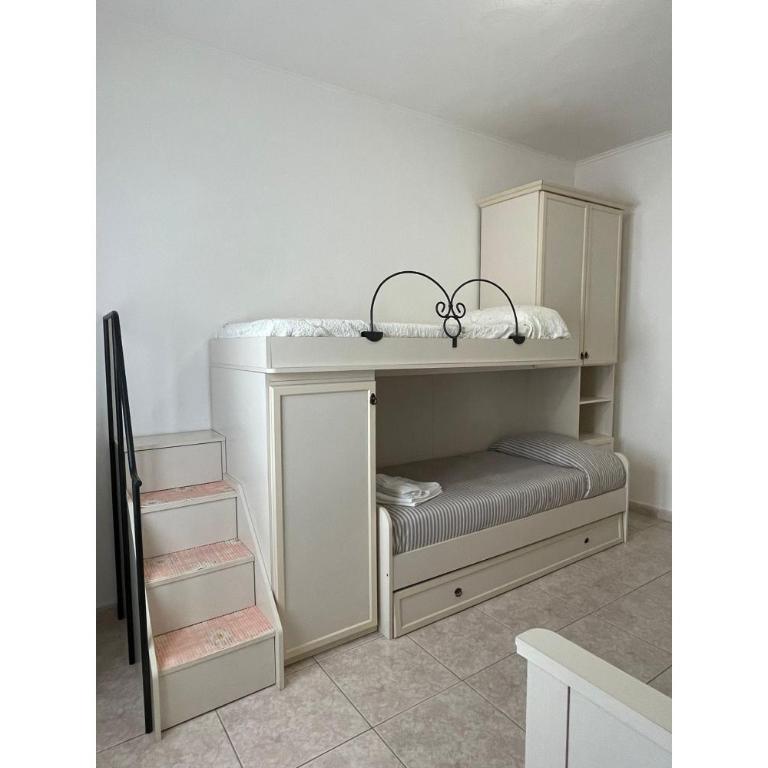 Pierluigi's House - Two-Bedroom Apartment - 22