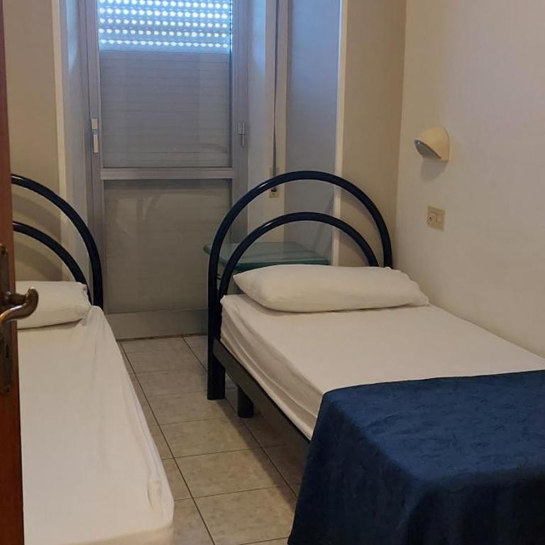 Residence Danubio - Appartamento con 2 Camere da Letto - 3
